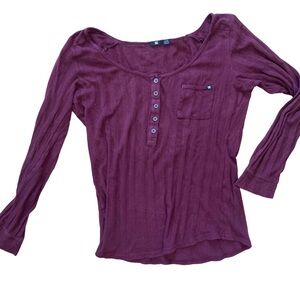 DC women’s long sleeve